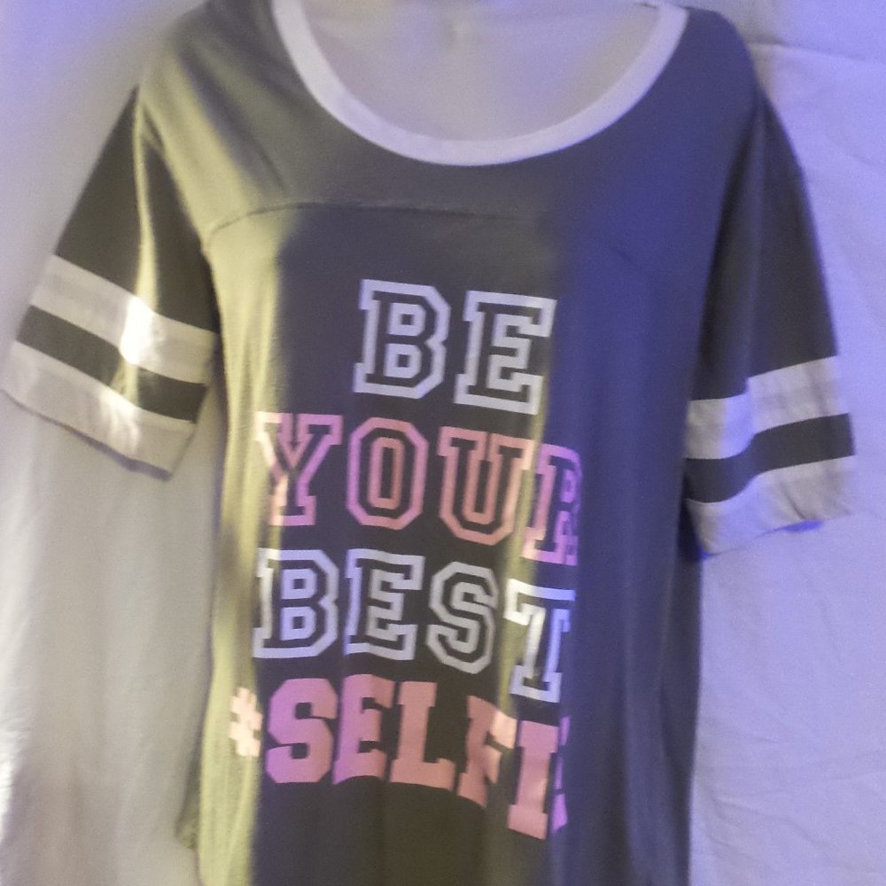 Just be... Women's green short sleeve Tee Shirt size M